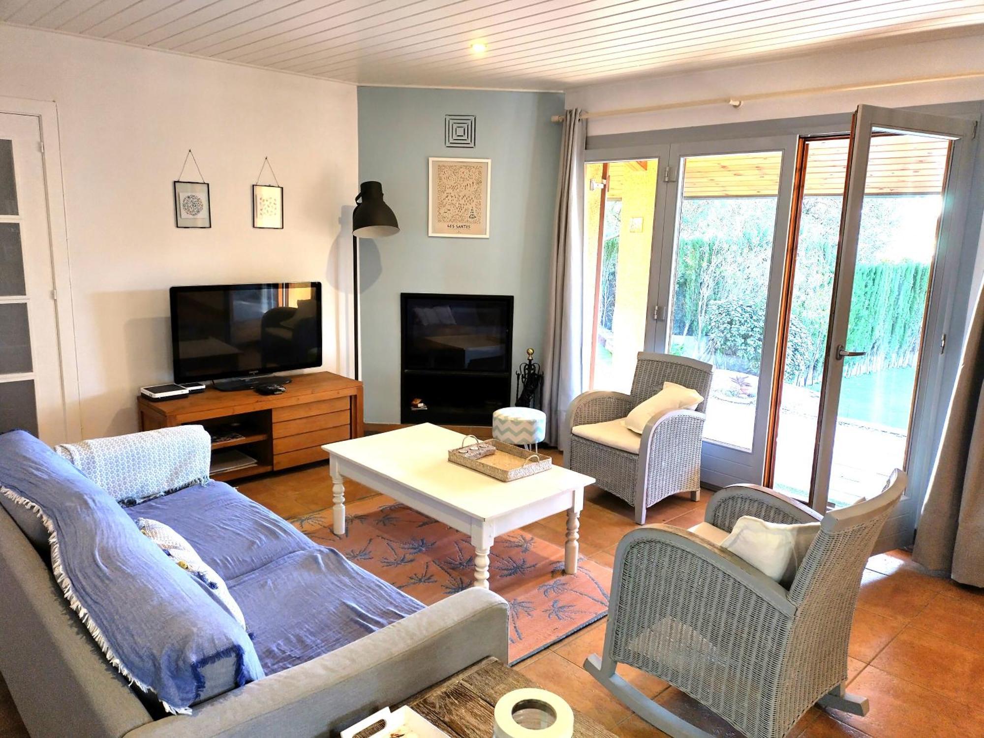 Casa Feliz Vila Sant Cebrià de Vallalta Exterior foto