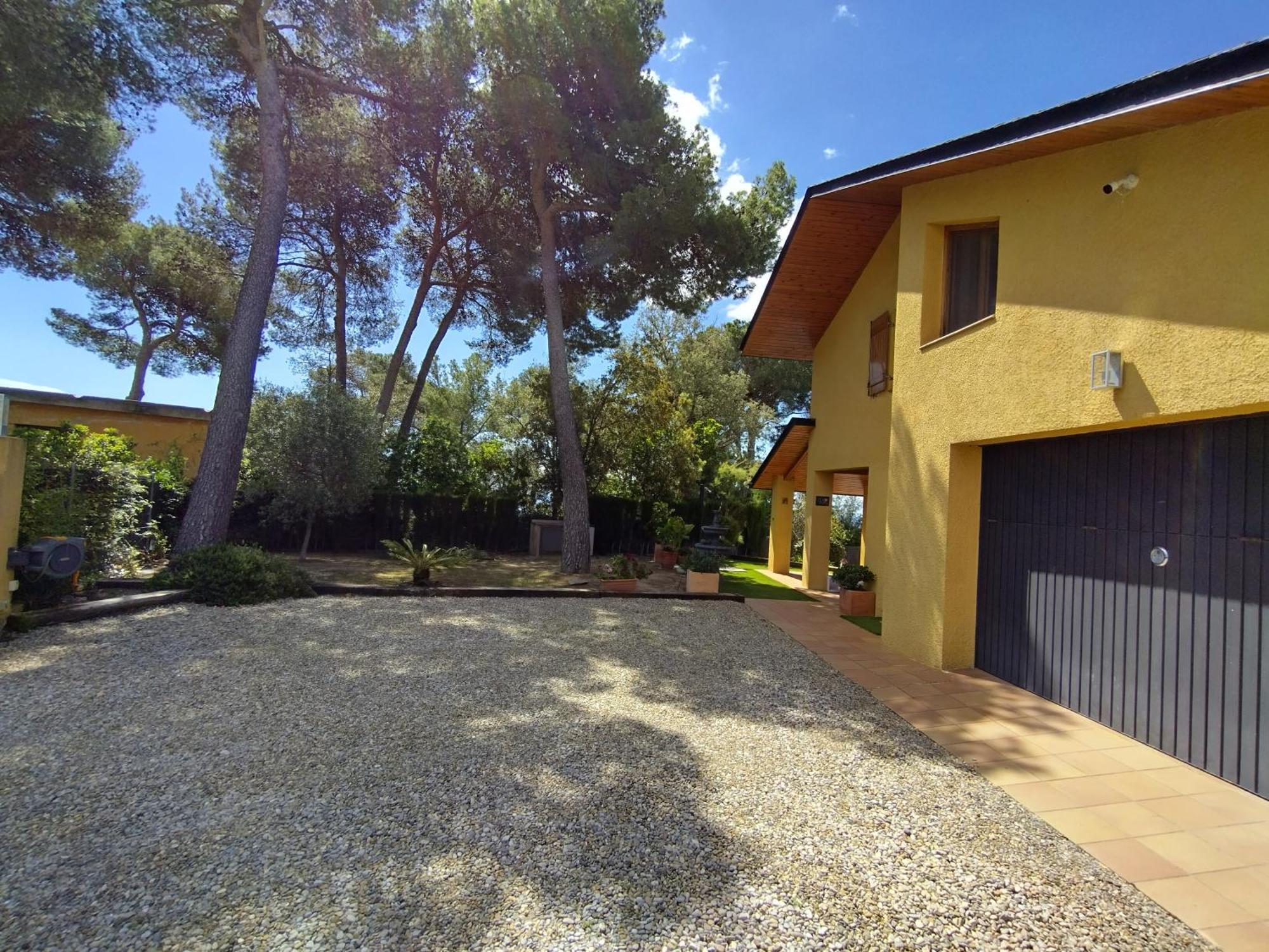 Casa Feliz Vila Sant Cebrià de Vallalta Exterior foto